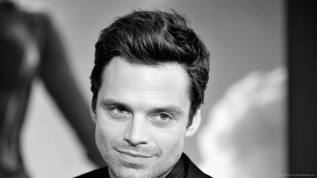 Man suit tie pose statue free wallpaper for desktop - medium preview image