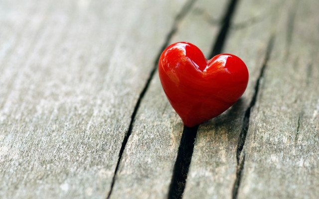 Red heart wooden table shadow #2 free wallpaper for desktop - medium preview image