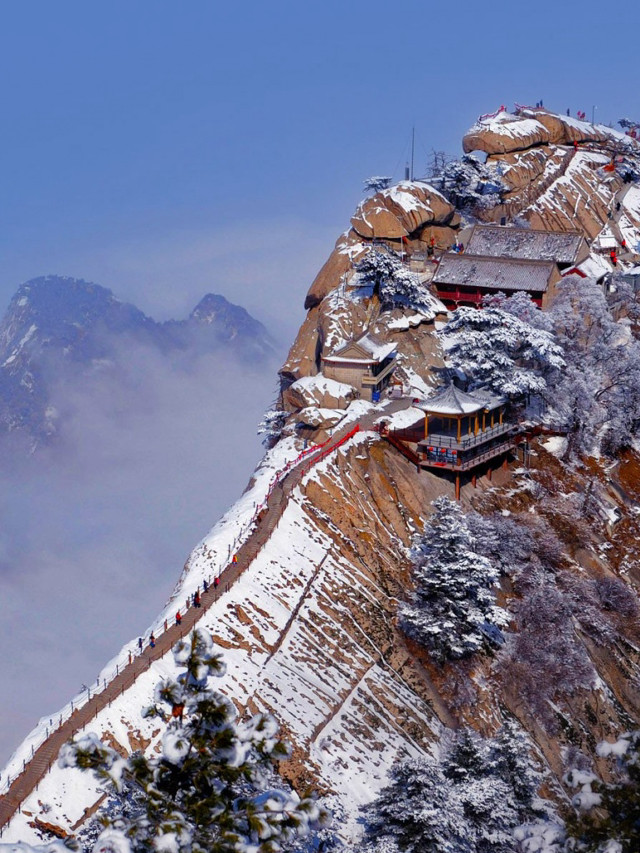 Mountain building snow fog blue free wallpaper for mobile - medium preview image