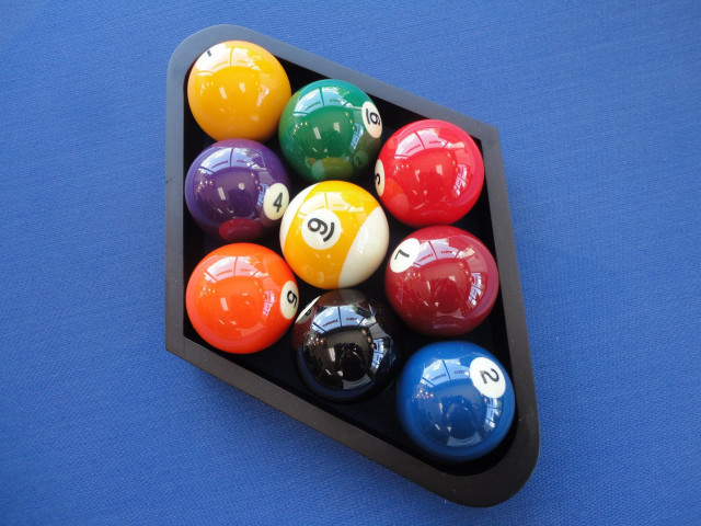 Pool table balls rack eight free wallpaper for desktop - medium preview image