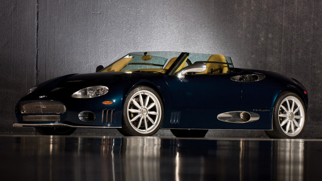 Blue sports car yellow top #2 free wallpaper for desktop - medium preview image