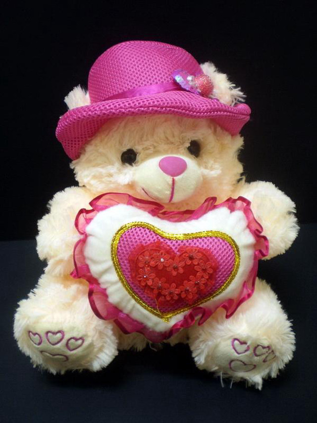 Teddy bear heart pink hat free wallpaper for mobile - medium preview image