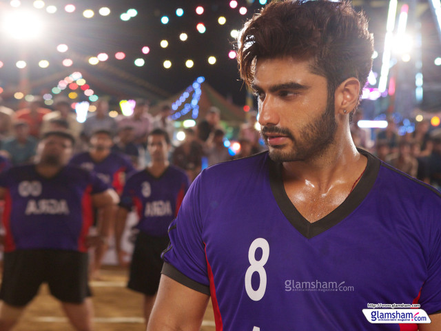 Man purple shirt crowd night free wallpaper for desktop - medium preview image