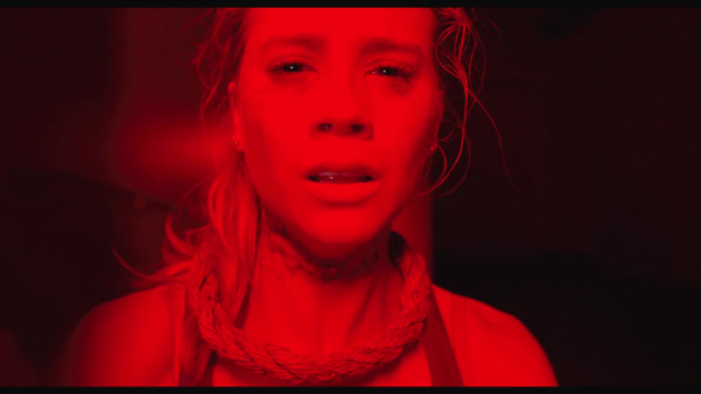 Woman red light dark background free wallpaper for desktop - medium preview image