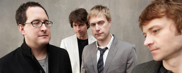 Group men wall gray background free wallpaper for desktop - medium preview image