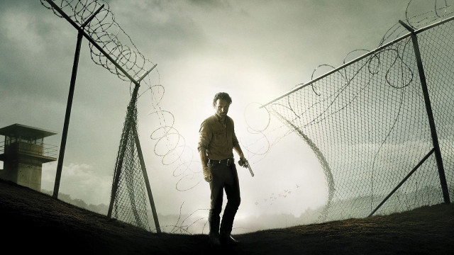 Man holding gun fence barbed #2 free wallpaper for desktop - medium preview image