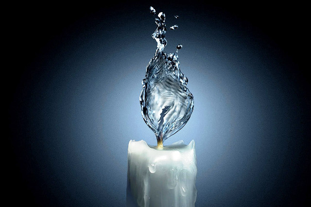 Candle water splash blue light free wallpaper for desktop - medium preview image