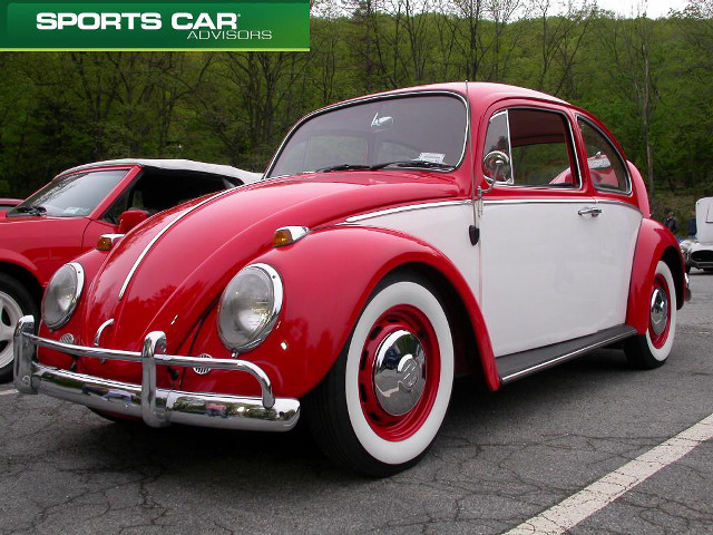Red white vw bug parking free wallpaper for desktop - medium preview image
