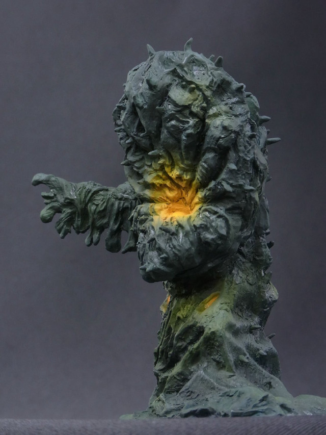 Sculpture man yellow light face free wallpaper for mobile - medium preview image