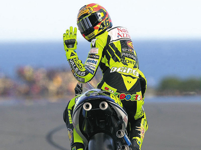 Man motorcycle race track helmet free wallpaper for desktop - medium preview image