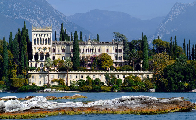 Large building tower clock water #12 free wallpaper for desktop - medium preview image