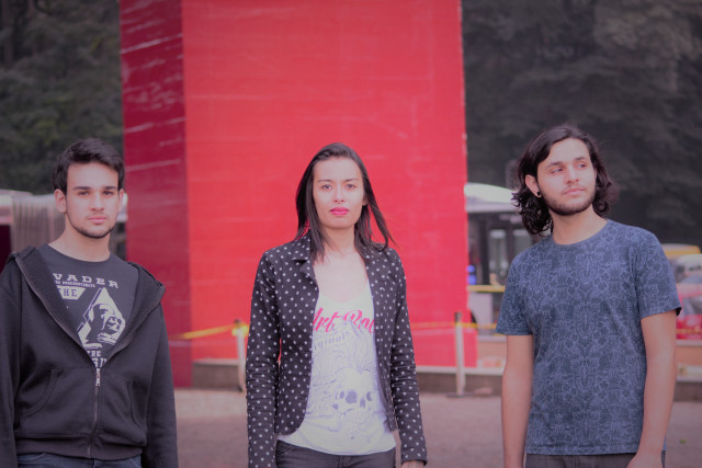 Three people red building red free wallpaper for desktop - medium preview image