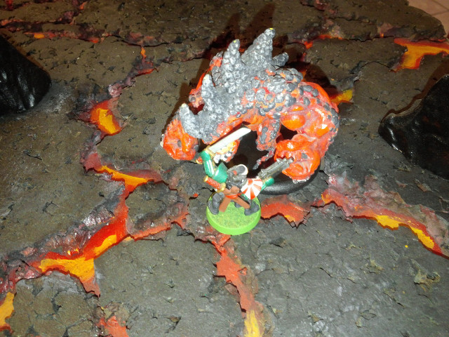 Toy dragon green ball black free wallpaper for desktop - medium preview image