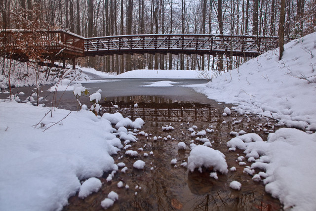 Bridge snowy forest stream winter free wallpaper for desktop - medium preview image