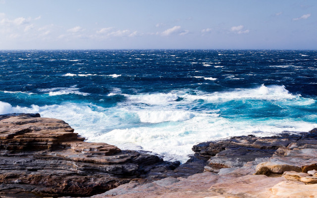 Rocky shore water waves crashing free wallpaper for desktop - medium preview image