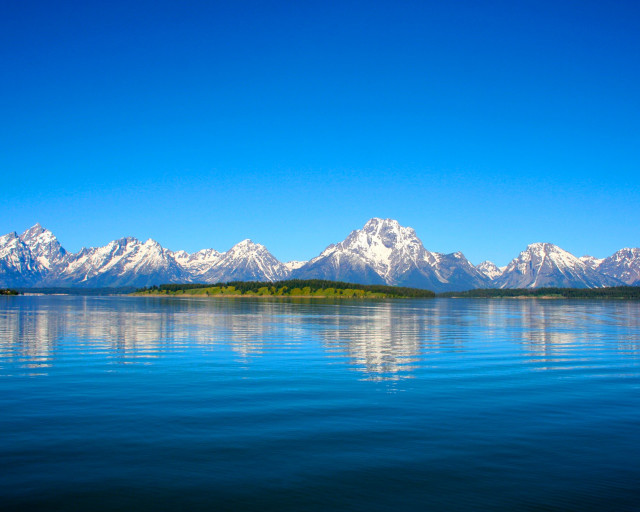 Lake mountains blue sky clouds #20 free wallpaper for desktop - medium preview image