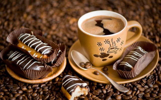 Coffee chocolate pastries plate spoon free wallpaper for desktop - medium preview image