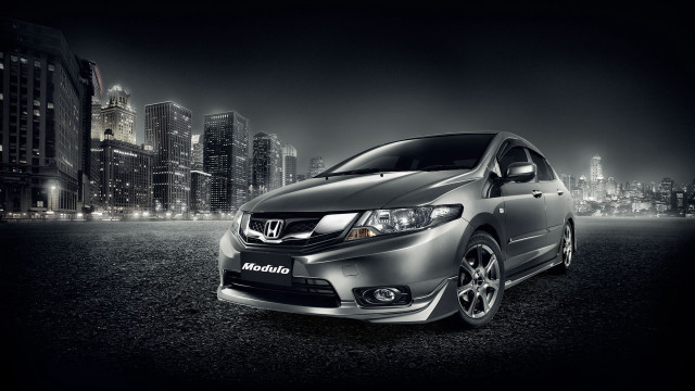 Silver car city night lights free wallpaper for desktop - medium preview image