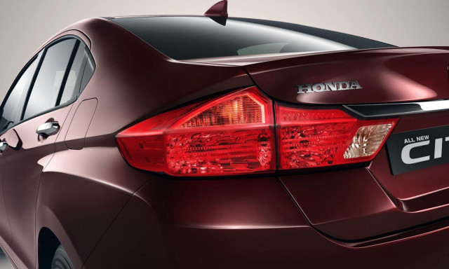 Close up honda car tail free wallpaper for desktop - medium preview image