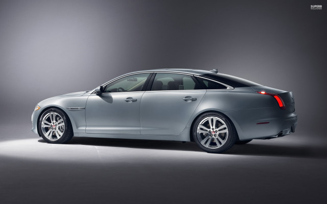 Silver car dark room spotlight #4 free wallpaper for desktop - medium preview image