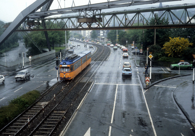 Train traffic rainy day bridge free wallpaper for desktop - medium preview image