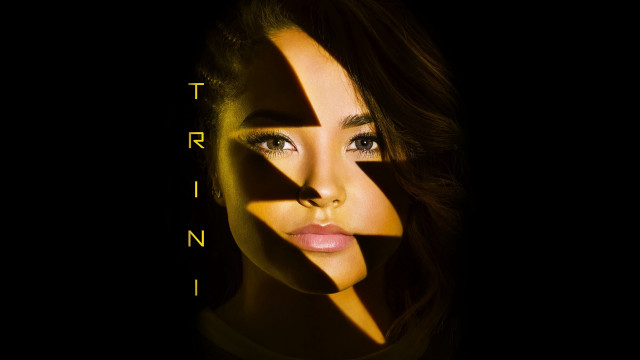 Woman face shadow trini side free wallpaper for desktop - medium preview image