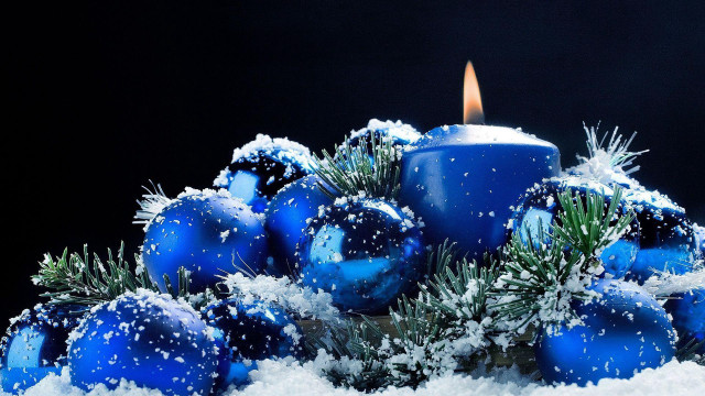 Candle blue holder snow pine free wallpaper for desktop - medium preview image