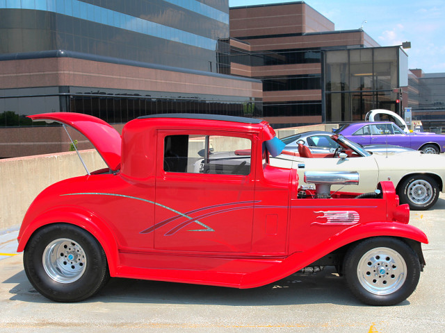 Red car parking lot building #3 free wallpaper for desktop - medium preview image