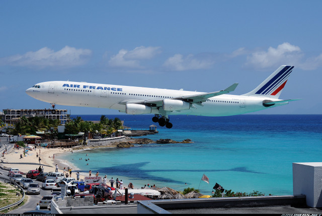 Air france airplane beach ocean free wallpaper for desktop - medium preview image
