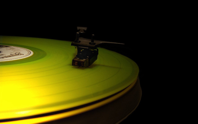 Yellow record player black christopher free wallpaper for desktop - medium preview image