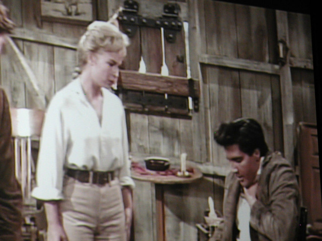 Man woman table cake looking free wallpaper for desktop - medium preview image