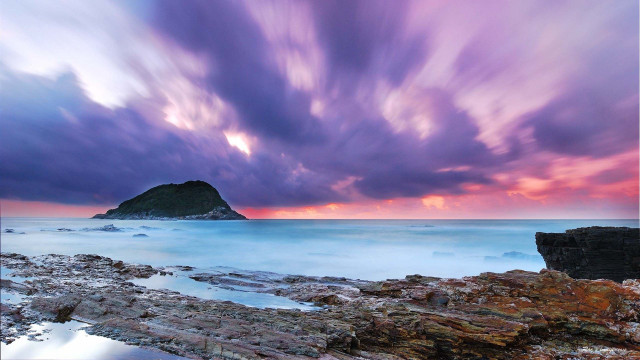 Rocky beach mountain cloudy sky free wallpaper for desktop - medium preview image