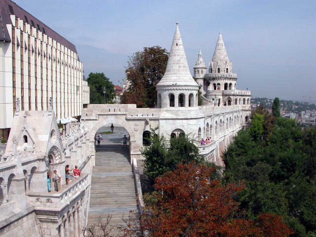 Castle staircase people trees building free wallpaper for desktop - medium preview image