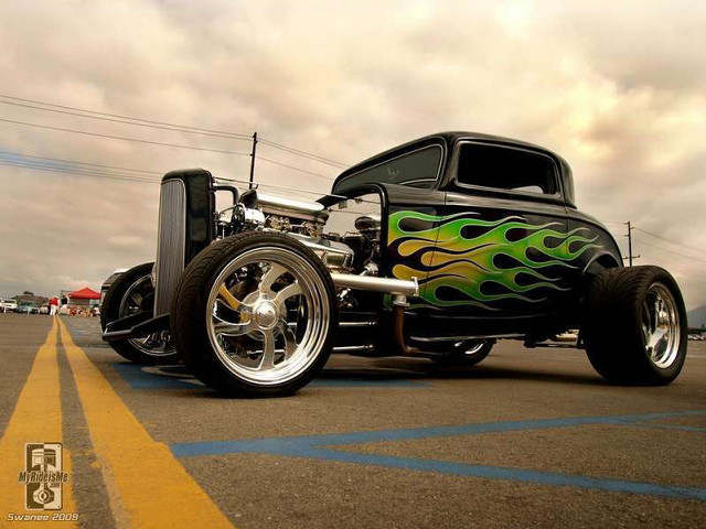 Black green hot rod street free wallpaper for desktop - medium preview image