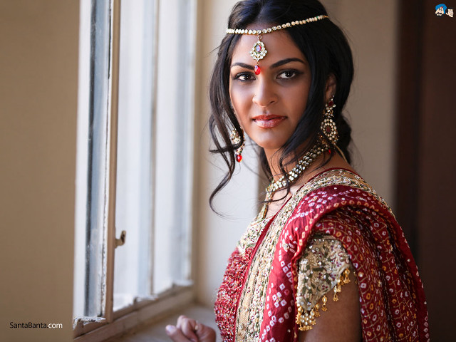 Woman red gold outfit window free wallpaper for desktop - medium preview image