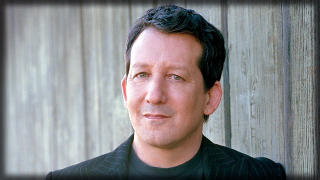 Black shirt black tie wooden free wallpaper for desktop - medium preview image