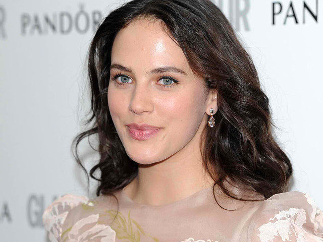 Woman blueeyes pinkdress redcarpet portrait free wallpaper for desktop - medium preview image