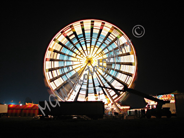 Ferris wheel night carnival ride free wallpaper for desktop - medium preview image