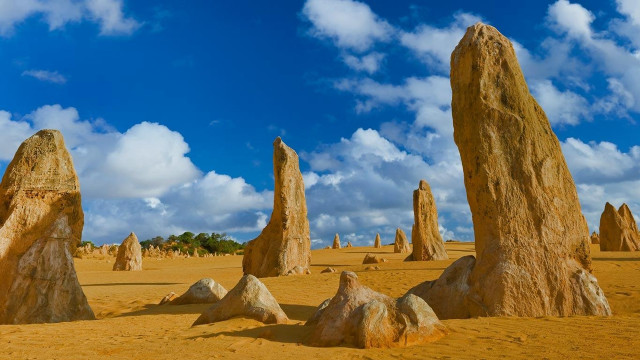 Rocks desert blue sky clouds #2 free wallpaper for desktop - medium preview image