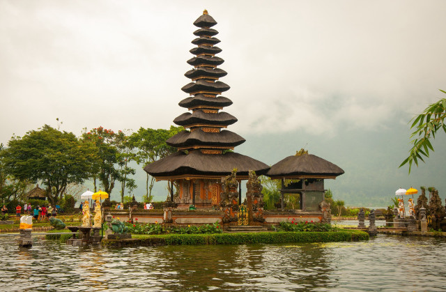 Group lake pagoda background pagoda free wallpaper for desktop - medium preview image