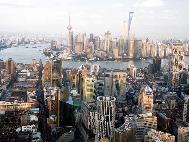 City river tall buildings skyline free wallpaper for desktop - medium preview image