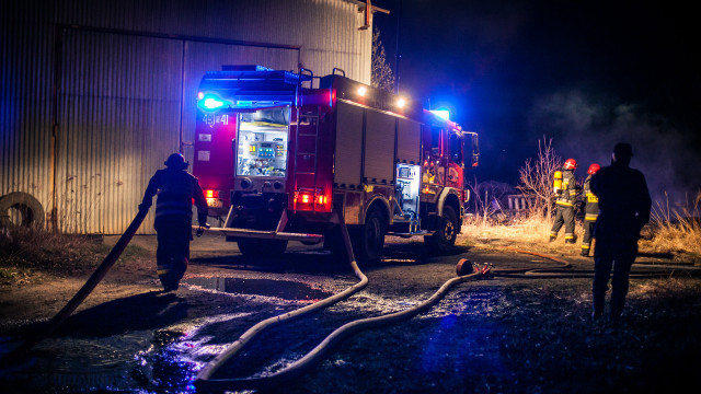 Fire trucks night building firefighters free wallpaper for desktop - medium preview image