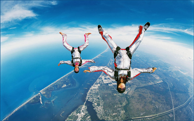 Skydiving white suits air feet free wallpaper for desktop - medium preview image