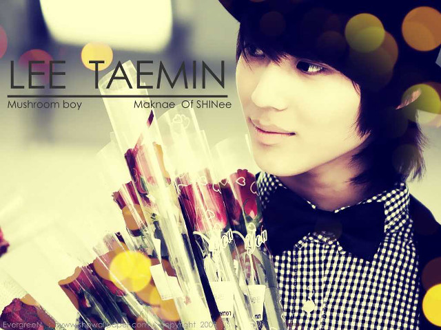 Man holding pens hat tie free wallpaper for desktop - medium preview image