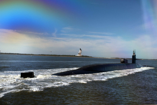 Submarine lighthouse rainbow boat water free wallpaper for desktop - medium preview image