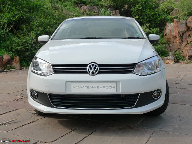 White car rock wall trees free wallpaper for desktop - medium preview image