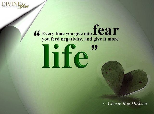 Green heart quote background image free wallpaper for desktop - medium preview image