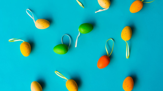 Eggs candy string bow food free wallpaper for desktop - medium preview image