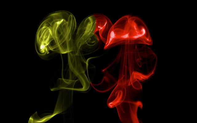 Red green smoke heart airbrush free wallpaper for desktop - medium preview image