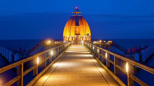 Wooden walkway yellow structure night free wallpaper for desktop - medium preview image